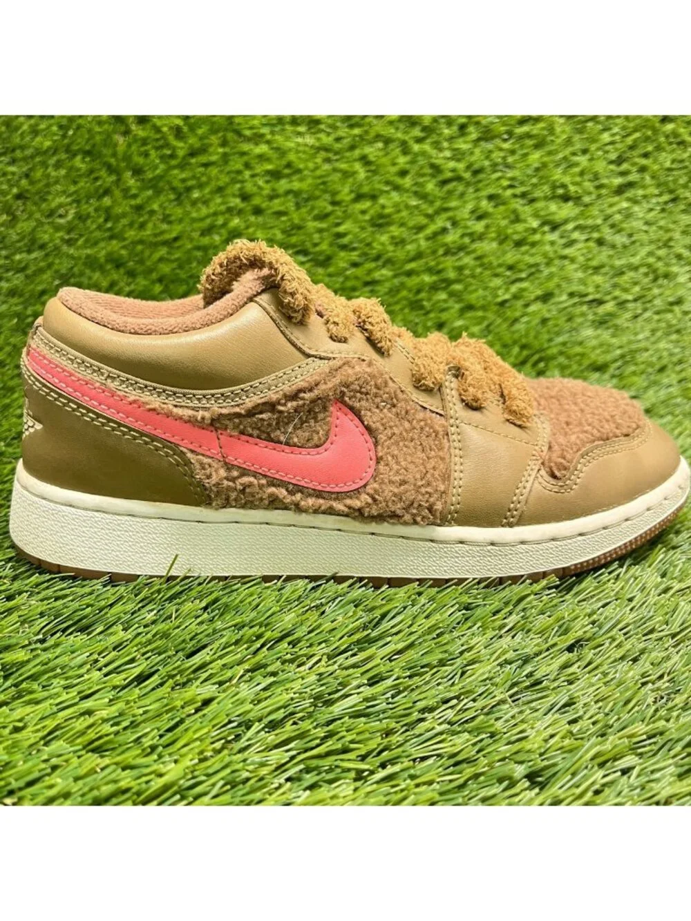 Nike Air Jordan 1 Low Utility Girls Size 4Y Brown Pink Athletic Shoes Sneakers